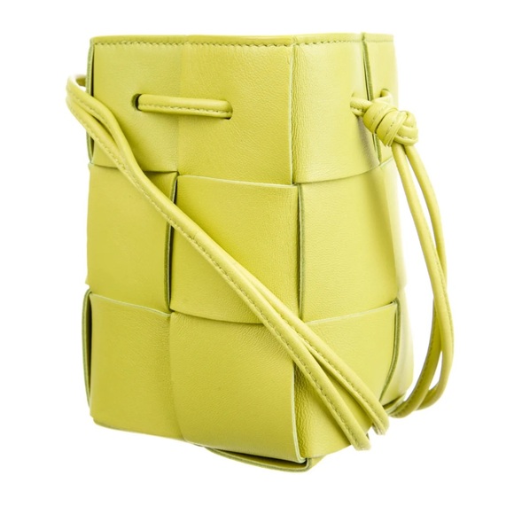 Bottega Veneta mini bucket bag - Picture 3 of 4